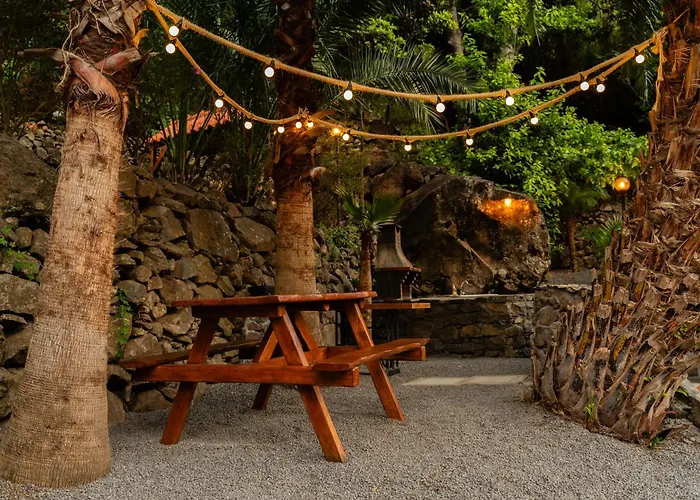Casas Da Terca - Modern Comfort In Traditional Set Within 300sqm Of Private Gardens To Explore Lägenhet *