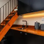 Casas Da Terca - Modern Comfort In Traditional Set Within 300sqm Of Private Gardens To Explore * Tabua (Madeira)