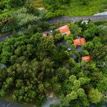 Casas Da Terca - Modern Comfort In Traditional Set Within 300sqm Of Private Gardens To Explore Apartmán Tabua (Madeira)